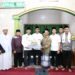 Wakil Bupati Jaro Ade Salurkan Bantuan Sosial dan Bantuan Renovasi Masjid di Wilayah Cigudeg