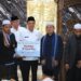 Jaro Ade Serahkan Bantuan untuk DKM Masjid At-Taqwa Sekaligus Memberikan Bantuan Sosial Untuk Masyarakat