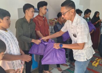 Jelang Grand Opening, Pomindo Indonesia Klapanunggal Berbagi dengan Anak Yatim Piatu