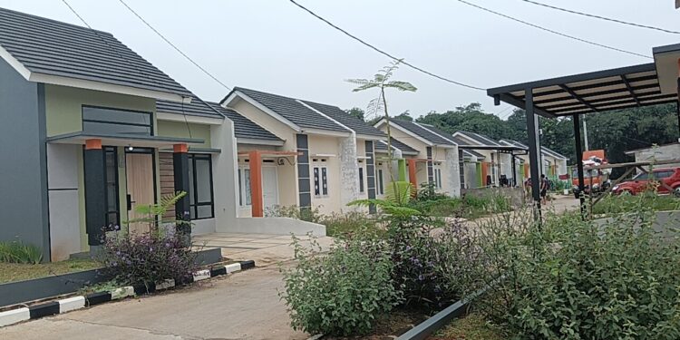 Tim PWI Tinjau Cepat Lokasi Rumah Subsidi Wartawan, Ketua Umum Apresiasi Komitmen Pemerintah