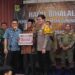 Apresiasi Setulus Hati, Kecamatan Gunung Putri Berikan Sepasang Kambing untuk Razman yang Purnatugas