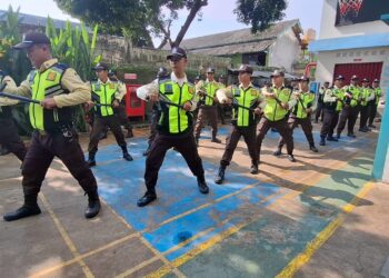 PLN UP3 Gunung Putri Tingkatkan Pengamanan Pasca Idul Fitri melalui Refreshment Satuan Pengamanan Bersama Polsek Cileungsi