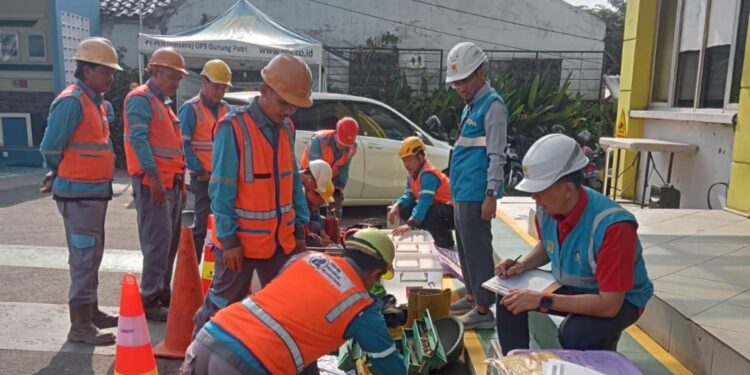 Tingkatkan K3, PLN ULP Cileungsi Gelar Pasukan dan Peralatan Yantek