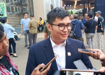 Ketua DPRD Soroti Rendahnya Kesadaran Warga Buang Sampah ke Sungai