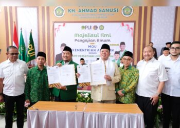 Dorong Pemanfaatan Tanah Wakaf Secara Produktif, Menteri Nusron dan Ketua DPP PUI Teken MoU