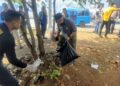 Laksanakan Perintah Bupati Bogor, Sampah di Flyover Cileungsi Dibersihkan