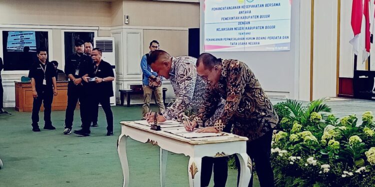 Pemkab Bogor Teken MoU dengan Kejari untuk Perkuat Penanganan Masalah Hukum Bidang Perdata dan Tata Usaha Negara