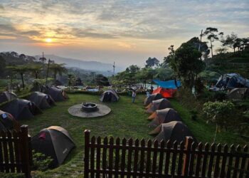 Tiris Pisan Village: Fasilitas Lengkap di Tengah Keindahan Alam Puncak Dua Bogor