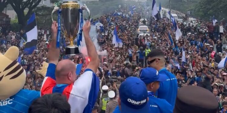 Akhir Pekan Ini, Bandung Diprediksi Macet: Konvoi Juara Persib dan Wisatawan Padati Kota
