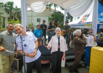 Komitmen Pemkot Ciptakan Ketertiban, Eks Pengamen Kini Tampil Sebagai Musisi Kota
