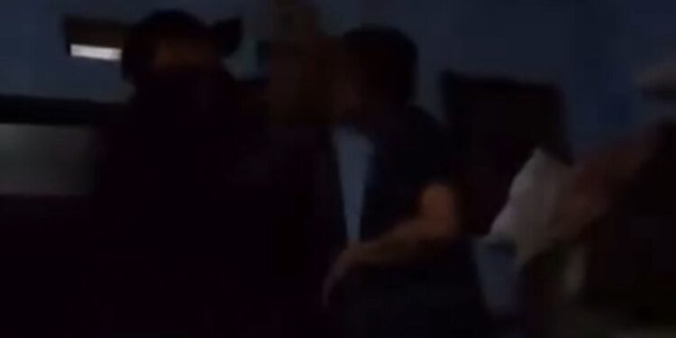 Viral! Diduga Anak Kades Klapanunggal Aniaya Warga Usai Kritik Sang Ayah