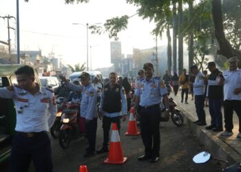 Dishub Tertibkan Parkir Liar di Pasar Cibinong dan Citeureup