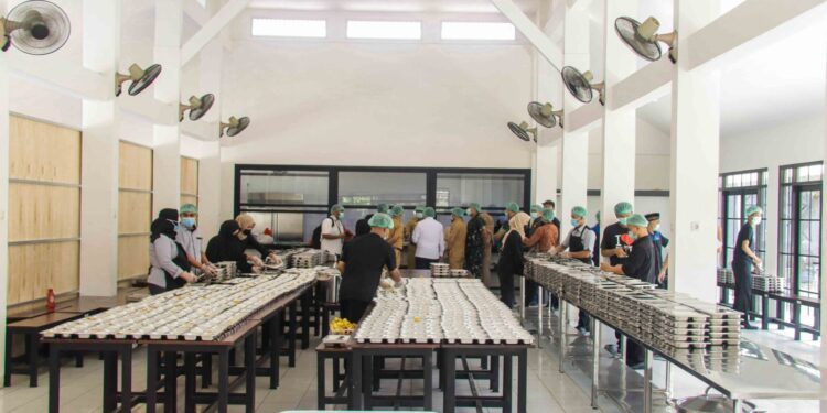 Dedie Rachim Pastikan Penanganan Kasus Dugaan Keracunan MBG Ditanggung Pemkot
