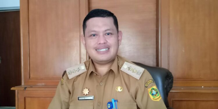 Ngeyel! Proyek Milik Bonar Sebabkan Jalan Merah di Jonggol, Sudah Ditegur Tapi Masih Beroperasi