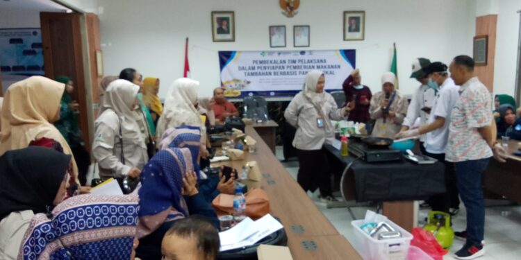 Puskesmas Gandoang Berikan Pembekalan PMT Berbasis Pangan Lokal