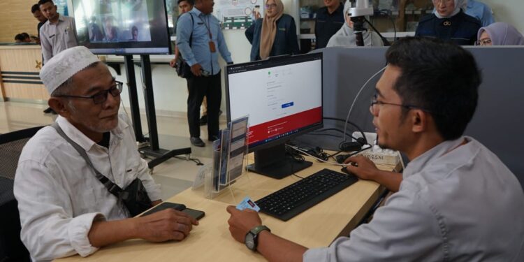 Bupati Bogor Rudy Susmato Resmikan Gerai Pelayanan Publik di RSUD Leuwiliang, Perkuat Akses Layanan Masyarakat di Wilayah Bogor Barat