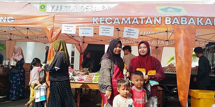 Warga Babakan Madang Serbu GPM di Desa Sumur Batu