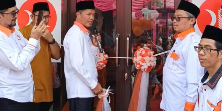 Penantian 23 Tahun, Akhirnya DPC PKS Gunung Putri Resmi Miliki Kantor Tetap: Simbol Perjuangan dan Pelayanan untuk Masyarakat