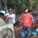 Lewat Dana Aspirasinya, Acmad Fathoni Ngecor Jalan Bareng Warga di Sukawangi