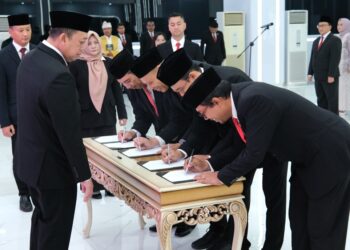 Lantik 79 Pejabat Struktural Se-Indonesia, Menteri Nusron Tekankan Semangat Nationwide dan Sistem Meritokrasi