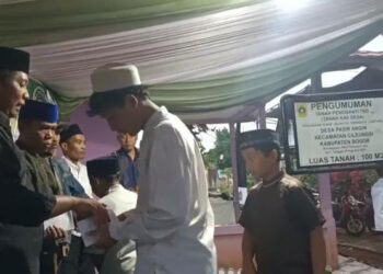 Berbagi Kasih, Pemuda RW 03 Pasirangin Santuni Puluhan Anak Yatim