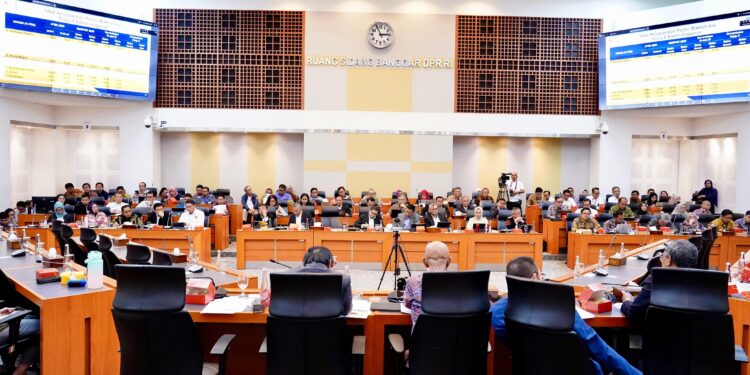 Rapat Bersama Badan Anggaran DPR RI, Sekjen Kementerian ATR/BPN Optimis Ada Peningkatan PNBP pada 2026