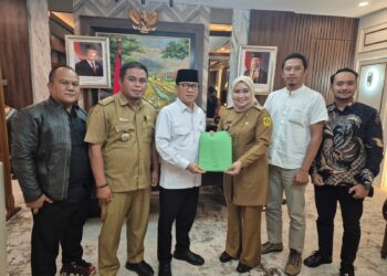 Desa Sukawangi Diusik Kemenhut, Mendes Akan Naik Gunung