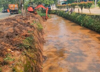 Cegah Banjir Terulang, Pemkab Bogor Benahi Saluran Kali Rengas di Desa Iwul dan Waru Kecamatan Parung