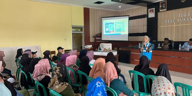 PLN UID Jabar Imbau Warga Jaga Jarak Aman Dekorasi dari Jaringan Listrik: Rayakan Kemerdekaan dengan Aman, Nyaman, dan Penuh Semangat