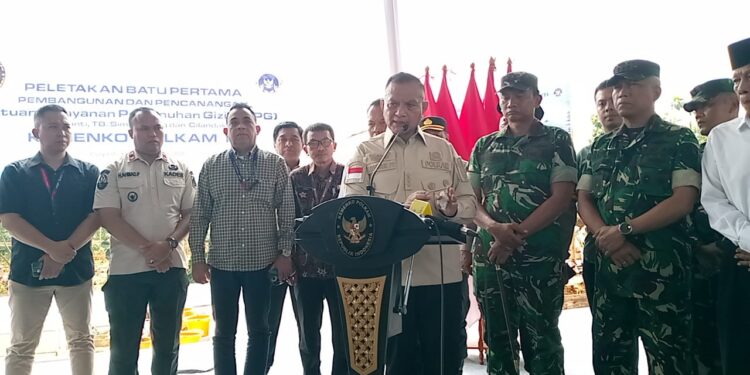 Wamenko Polkam Resmikan Pembangunan SPPG Cijayanti, Dibiayai Dana CSR