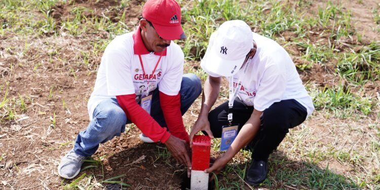 Kurangi Masalah Batas Tanah, Menteri Nusron Imbau Masyarakat Pasang Patok Permanen