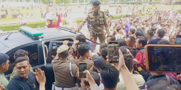 Dua Copet Tertangkap Basah di Kirab Bendera Merah Putih Cibinong