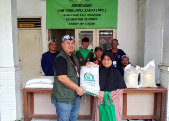 179 PBP Desa Cileungsi Terima Bantuan Beras