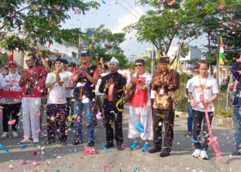 Meriah, Ribuan Warga Tumpah Meriahkan Karnaval Harmoni Istimewa 2025