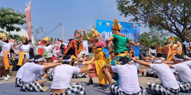 Wow! Peserta Karnaval Harmoni Istimewa 2025 Siap Melaju ke Tingkat Kabupaten