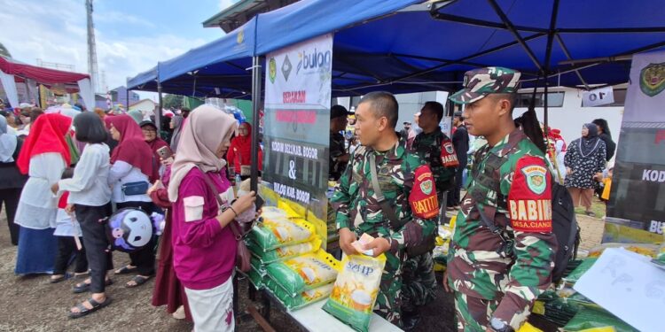 Koramil 0621-05 Gunung Putri Buka Stand GPM, Sediakan 2 Ton Beras Murah di Karnaval Tlajung Udik