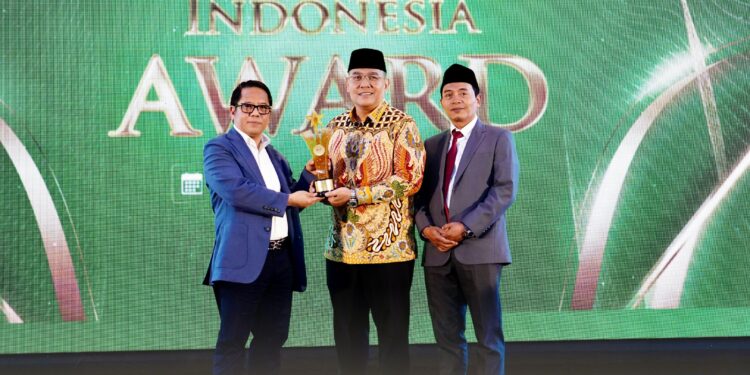 Kementerian ATR/BPN Raih Penghargaan Pendukung Percepatan Sertifikasi Tanah Wakaf oleh BWI Awards