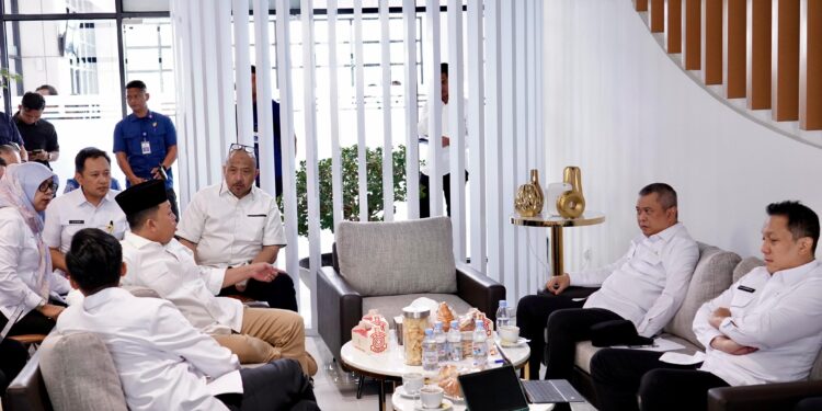 Akses KCJB Karawang Ditargetkan Rampung NATARU 2025, Menteri Nusron Berkomitmen Akselerasi Proses Pengadaan Tanah