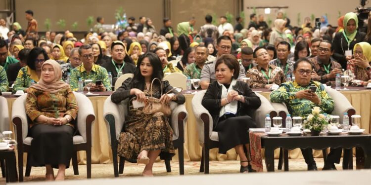 Kolaborasi dengan IPPAT Jadi Kunci Transformasi Layanan Pertanahan, Wamen Ossy Pastikan Adanya Transparansi, Akuntabilitas, dan Kepastian Hukum
