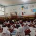 Bak Angkringan, Siswa SDN 05 Cicadas Belajar Lesehan