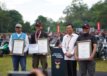 PLN dan Polytron Catat Rekor MURI: 500 Motor Listrik Lakukan Pengisian Serentak di Jatinangor