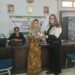 Hj. Nasih Bagikan Langsung BLT-DD Tahap 3.