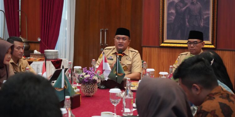 Bupati Bogor dan Taman Safari Indonesia Jajaki Kolaborasi Pengembangan Kawasan Edukasi dan Konservasi