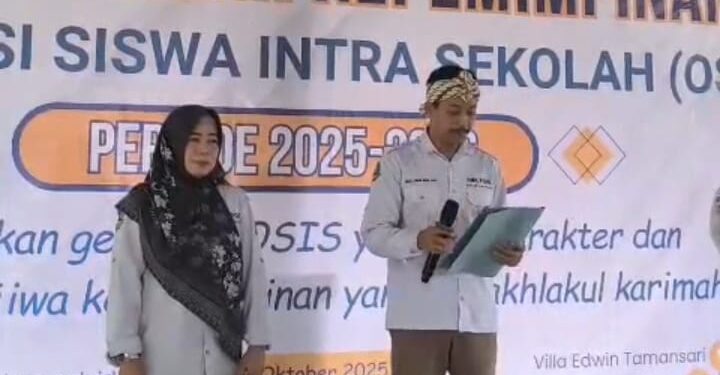 Bentuk Siswa Berkarakter SMK PGRI Babakan Madang Rutin Adakan LDKS