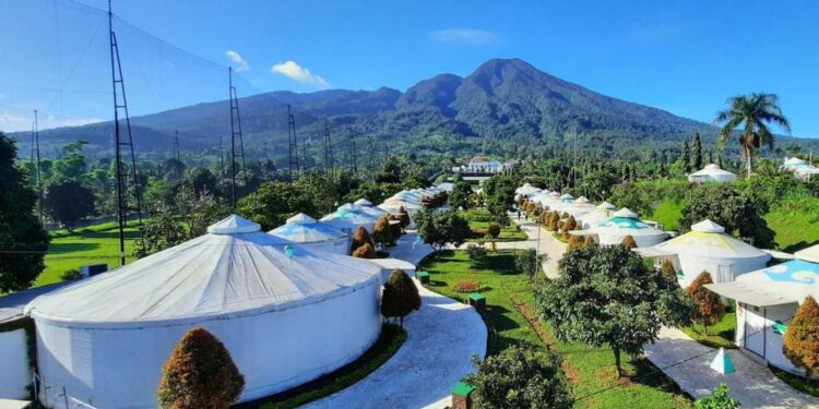 Highland Park Resort Bogor, Glamping Mewah Bernuansa Alam di Kaki Gunung Salak