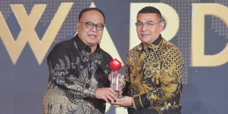 Konsisten Jalankan Reforma Agraria, Kementerian ATR/BPN Raih Rural Development dan Regional Equity di CNN Indonesia Award 2025