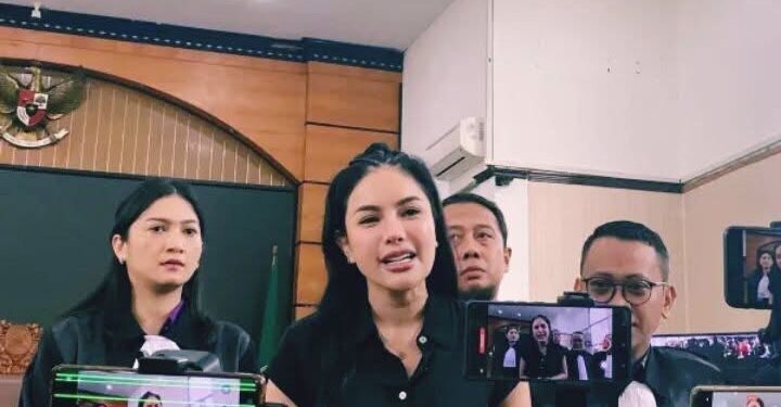 Nikita Mirzani Ajukan Keberatan atas Vonis 4 Tahun Penjara dan Denda Rp1 Miliar dalam Kasus Pemerasan