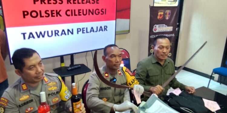 Empat Pelaku Tawuran Pelajar, Satu di Antaranya Sudah Dewasa Diamankan Polsek Cileungsi