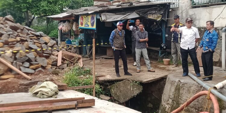 Warga Mengeluh Lambatnya Proyek Jalan dan Jembatan di GBJ, Achmad Fathoni : Pastikan Selesai Tepat Waktu