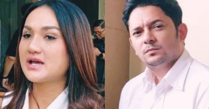 Andrew Andika Pamer Buku Nikah dengan Istri Baru di Depan Kabah, Tengku Dewi Justru Beri Respon Tak Terduga